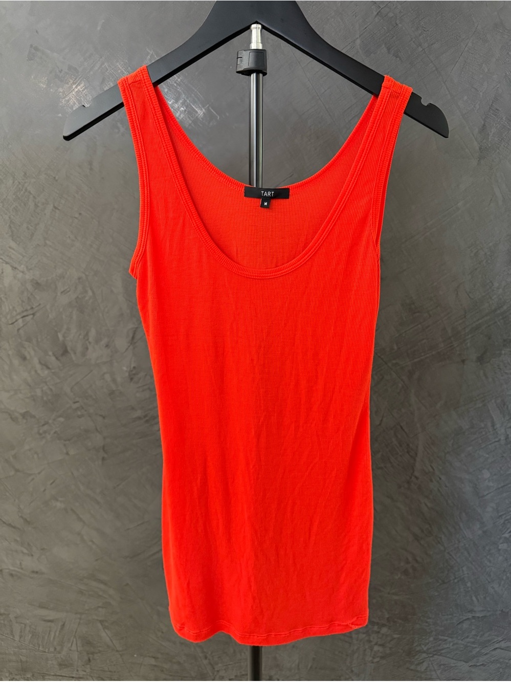 EUC TART Orange/Red Ribbed Tank Top size M